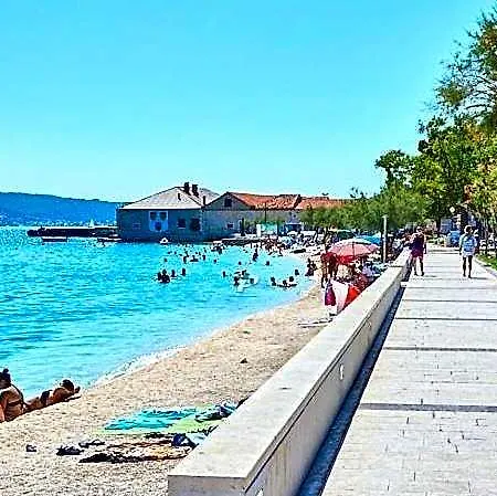 Baystay Hotel